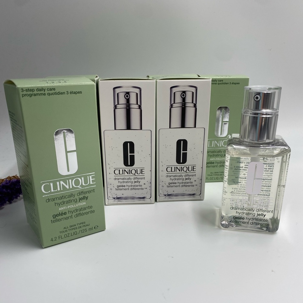 Lot of 7 Clinique Dramatically Different Hydrating Jelly 4.2oz/ 125 ml - NIB